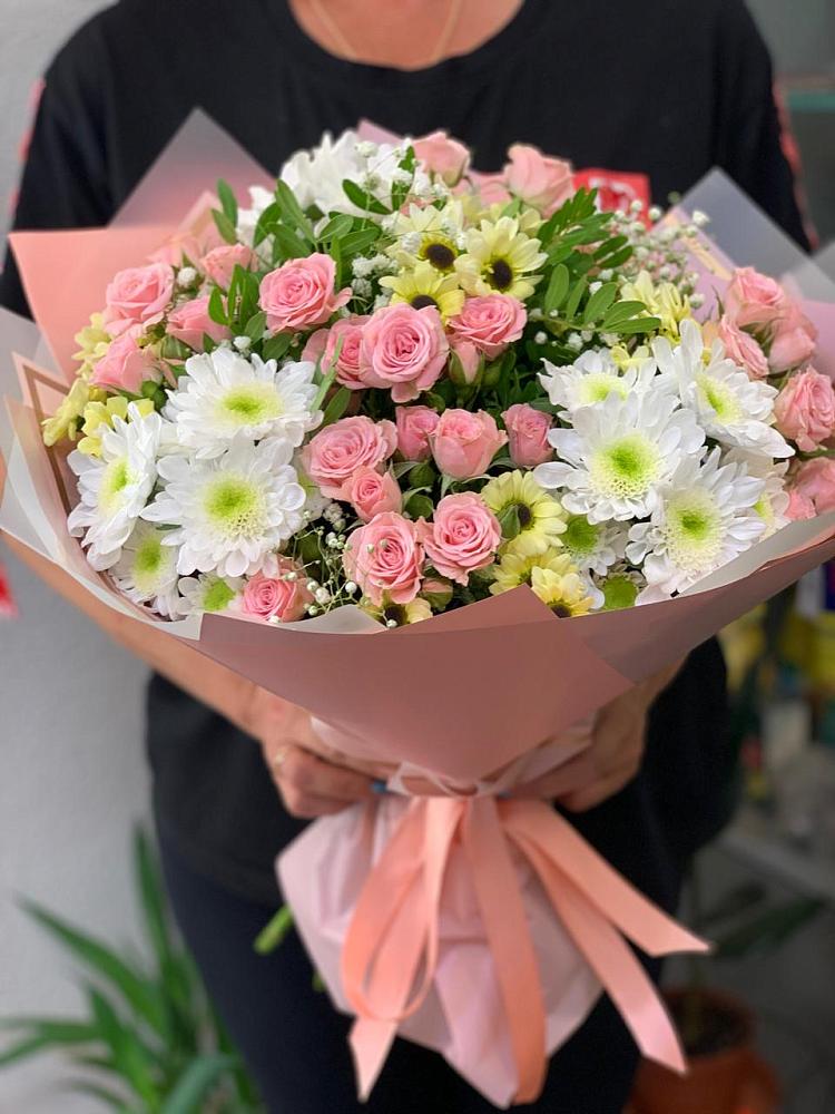 Букет цветов из: Розы и Хризантемы в Терском