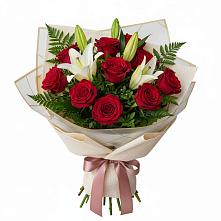 Букет цветов из:  Лилии и Розы в Терском