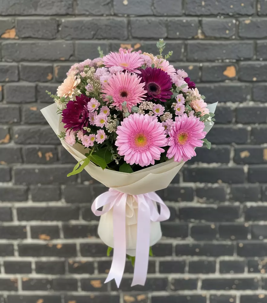 Букет цветов из: Герберы и Хризантемы в Терском