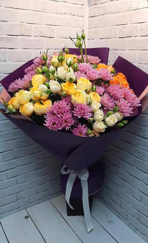 Букет цветов из: Хризантемы и Розы в Терском