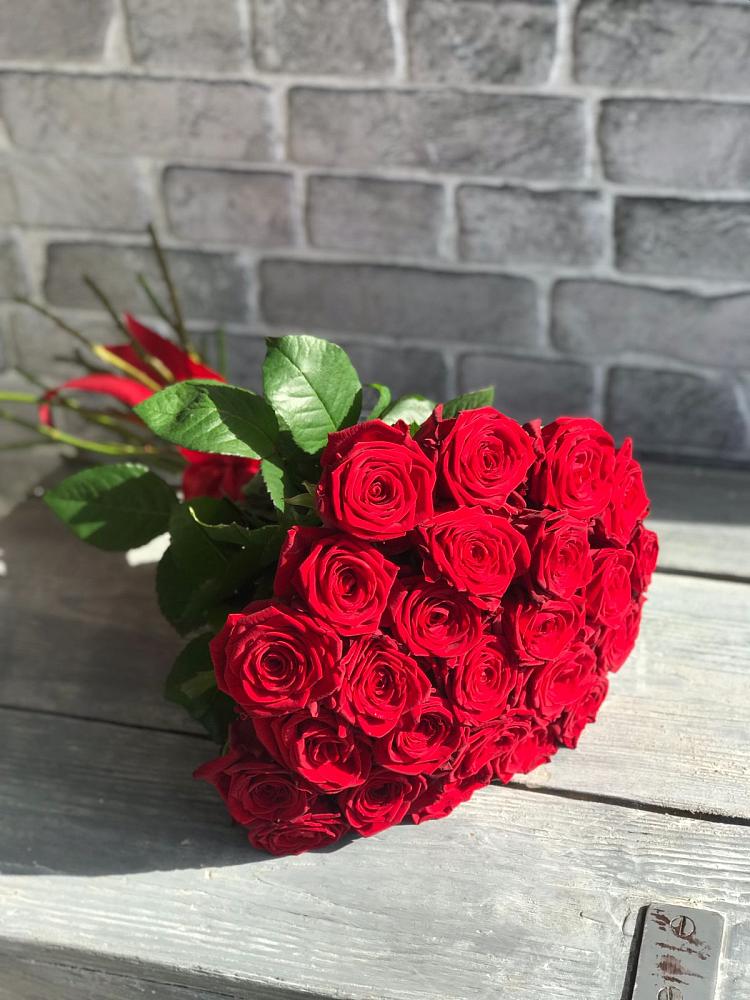 Букет Красные розы Фридом в Терском