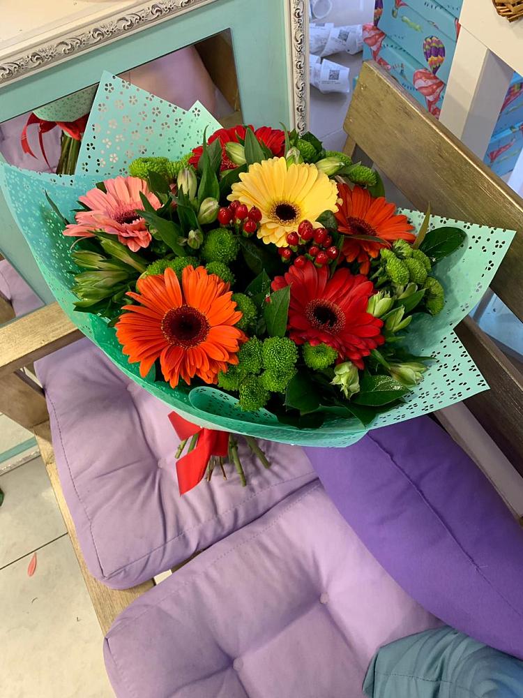 Букет цветов из: Герберы, Хризантемы и Альстромерии в Терском