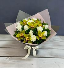 Букет цветов из:  Орхидеи и Розы в Терском