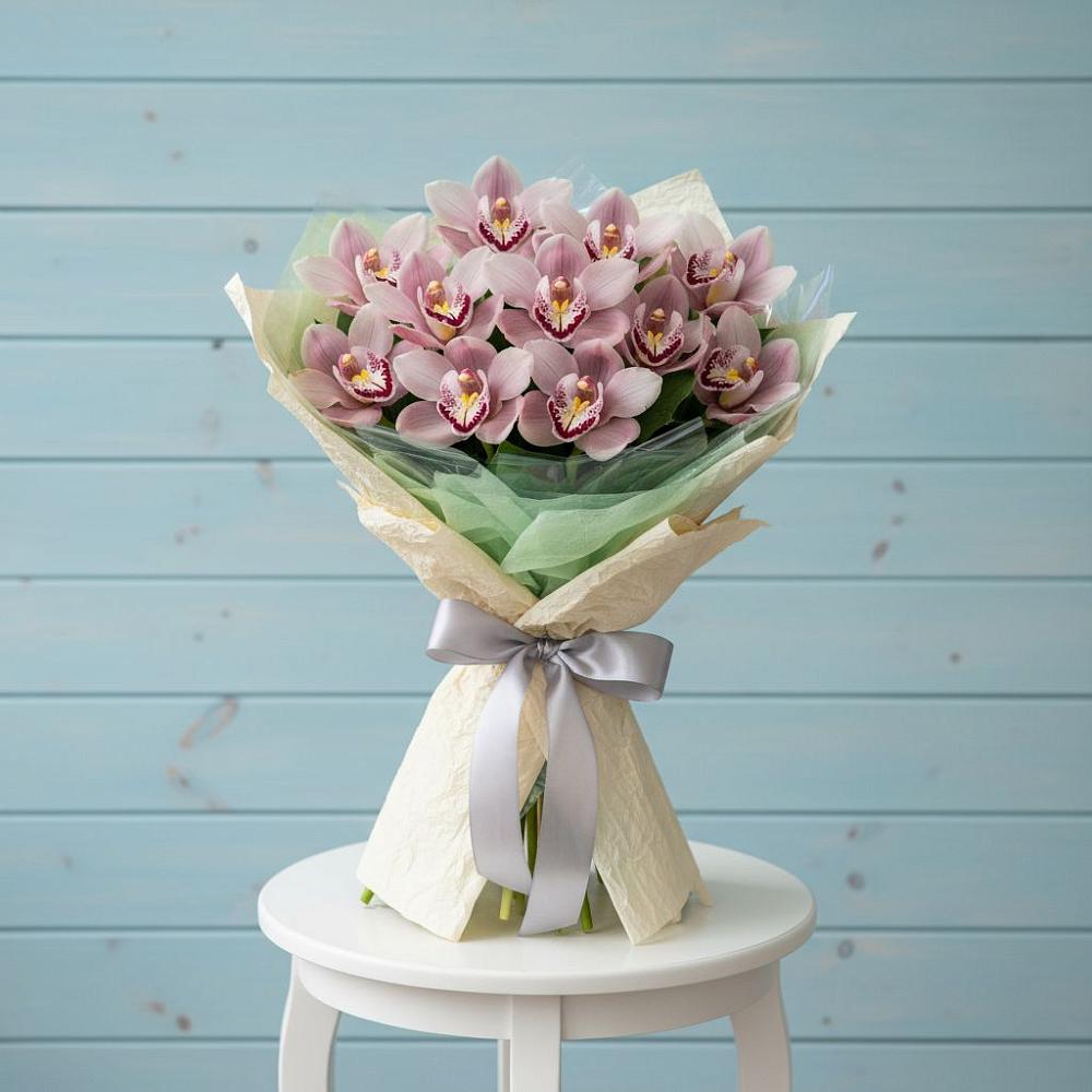 Букет цветов из: Орхидеи и Розы в Терском