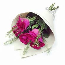 Букет цветов из:  Розы в Терском