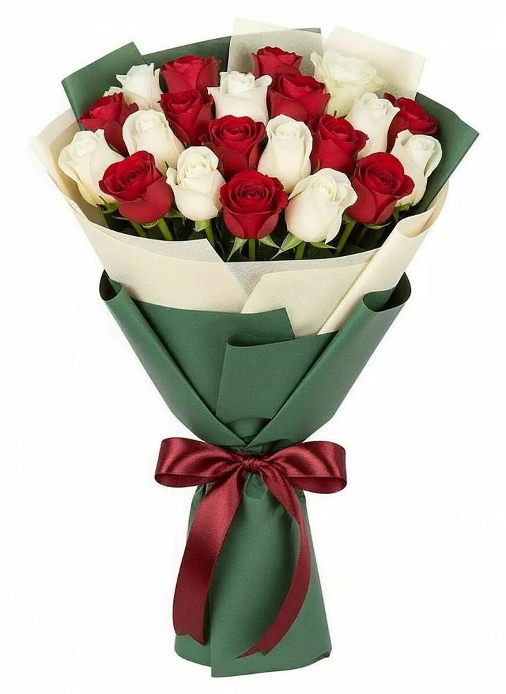 Букет Микс из красных и белых роз в Терском