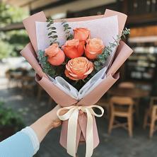 Букет цветов из:  Розы в Терском