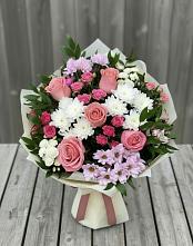 Букет цветов из:  Альстромерии, Гвоздики, Розы и Хризантемы в Терском