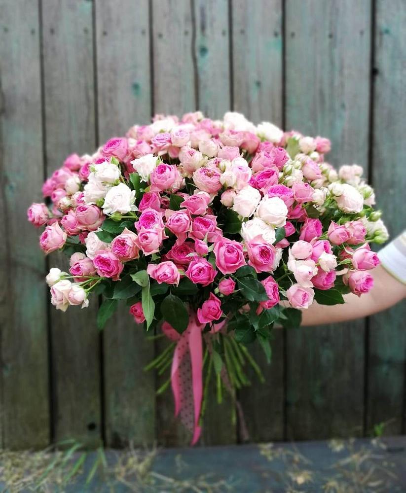 Букет Розовые кустовые розы Натали и Лав Лидия в Терском