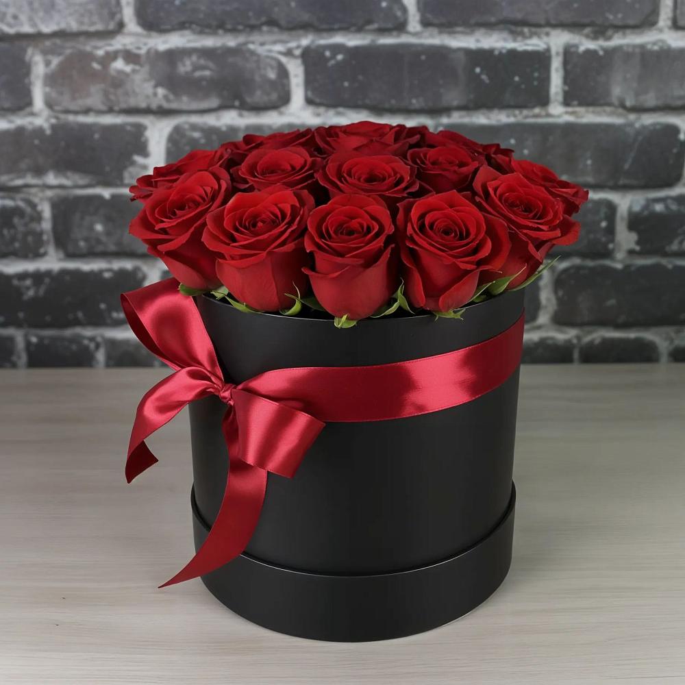 Цветочная композиция из Розы в шляпной коробке в Терском