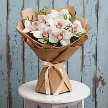Букет цветов из:  Орхидеи и Розы в Терском